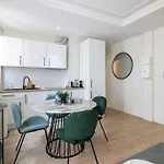 B2#two Bedrooms#champs Elysees#arc De Triomphe#ac Apartment Paris