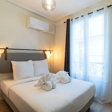 B2#two Bedrooms#champs Elysees#arc De Triomphe#ac Apartment Paris