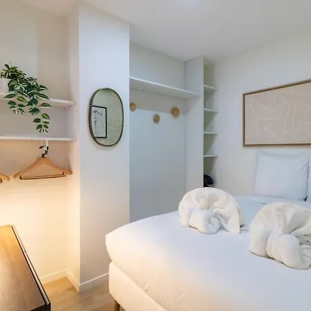 Apartment B2#two Bedrooms#champs Elysees#arc De Triomphe#ac Paris