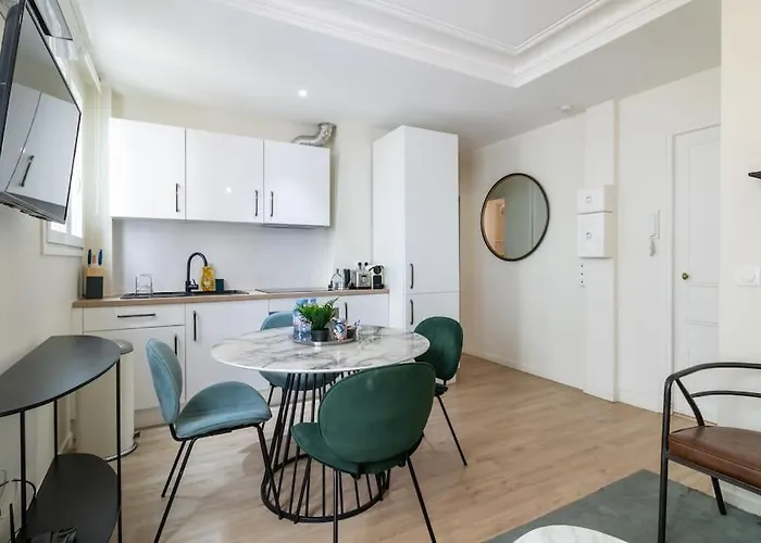 B2#two Bedrooms#champs Elysees#arc De Triomphe#ac Daire Paris